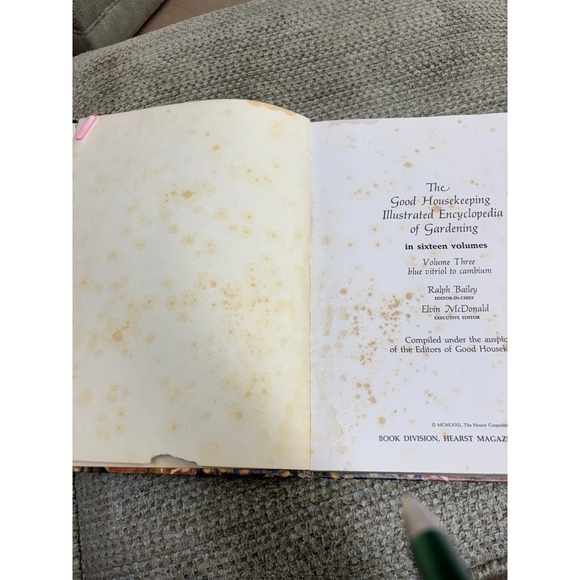 Good Housekeeping Illustrated Encyclopedia of Gardening 3 - Picture 3 of 9